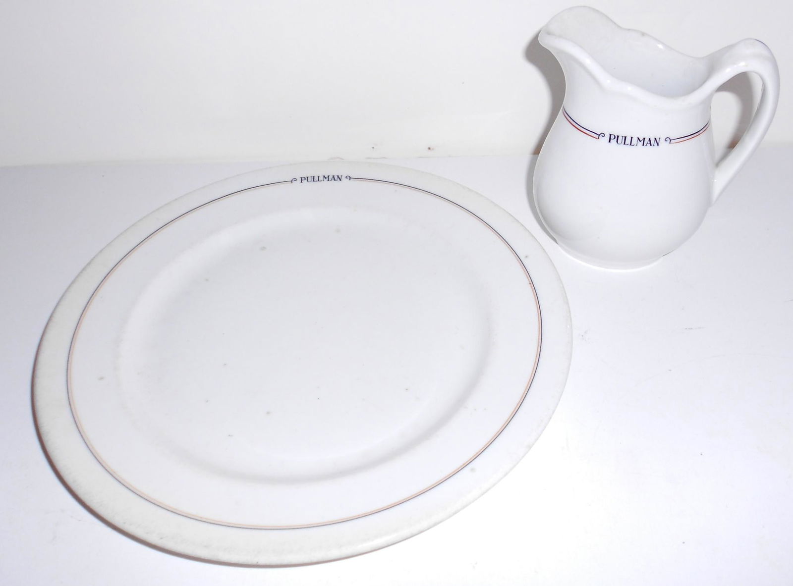 Pullman Dining Car China (2) "Calumet" Pattern (1 of 4)
