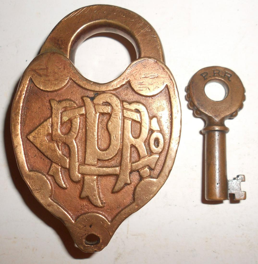 Pennsylvania Railroad Fancy Cast Back Lock & Key (1 of 2)