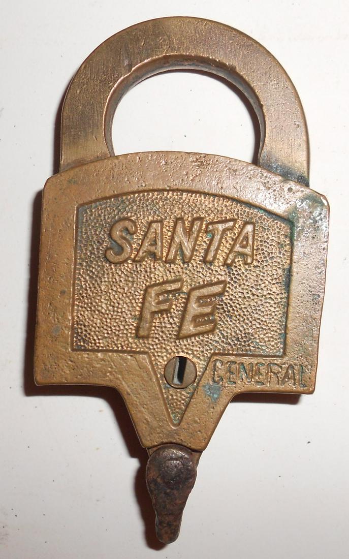 Santa Fe Keen Cutter Style Brass Lock (1 of 2)