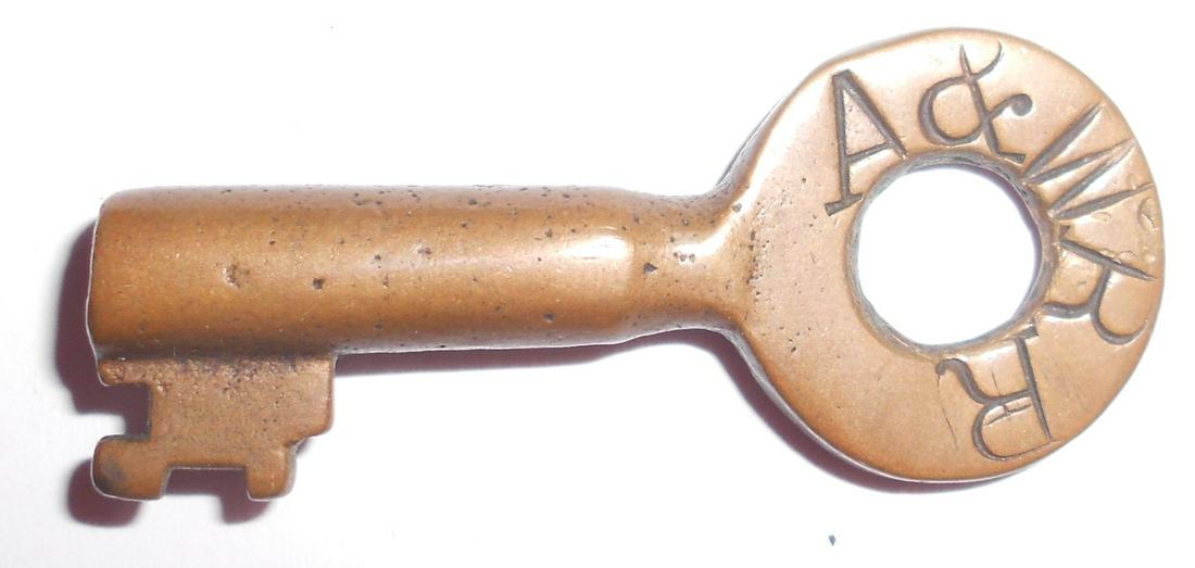 A&W Railroad Tapered Barrel Switch Key (1 of 2)