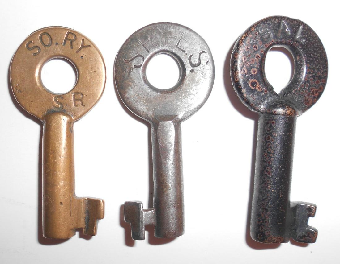 3 Southern & Seaboard Switch Keys (1 of 2)