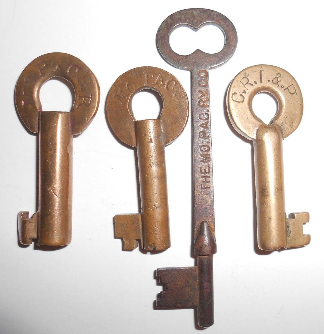 4 MoPac & Rock Island Keys (1 of 2)