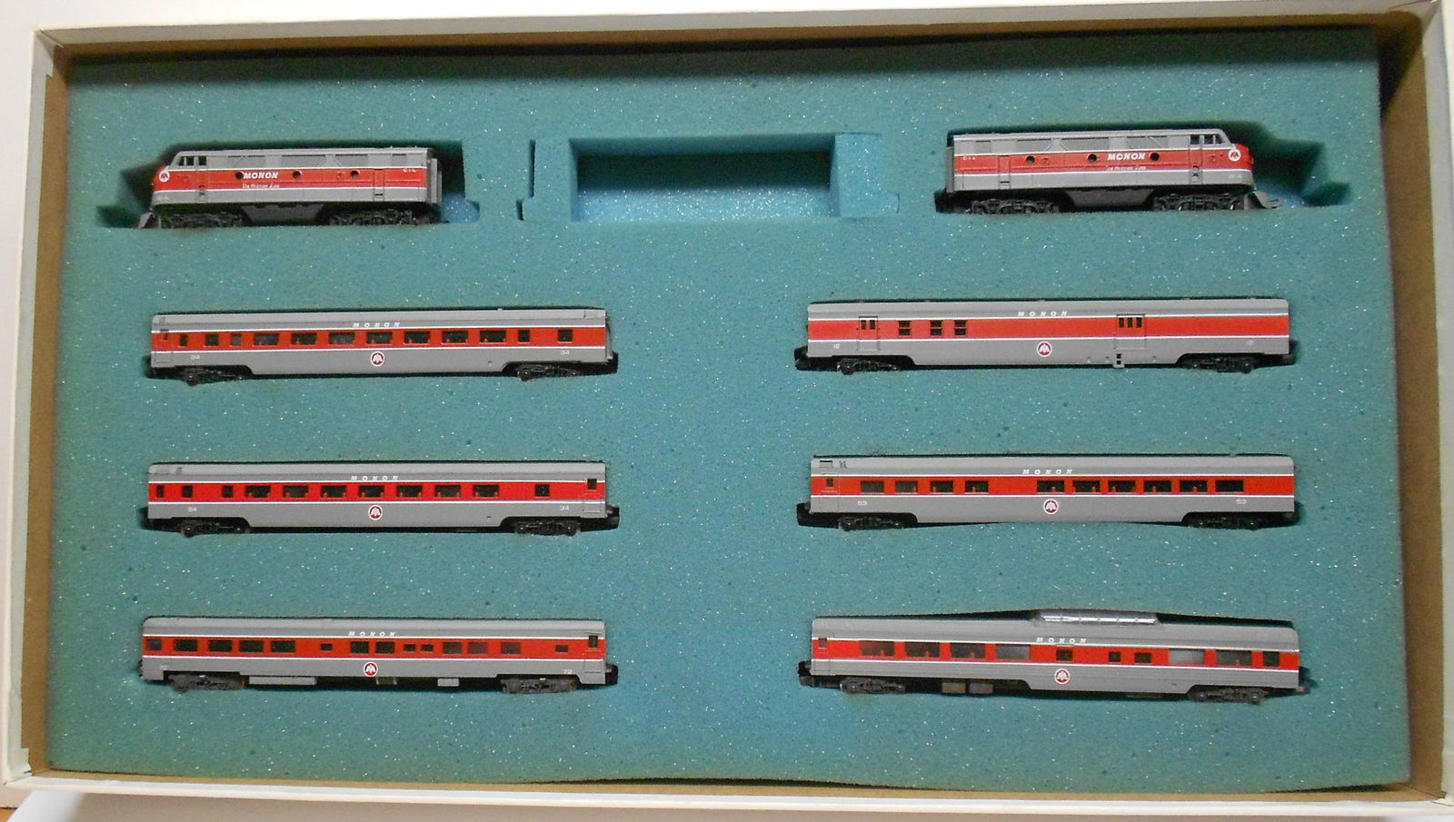 N Scale ConCor Monon Passenger Train Set Oct 30, 2021 Brookline
