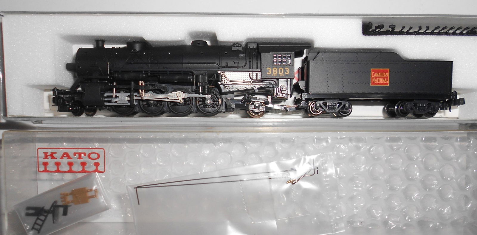 N Scale Kato CN 2-8-2 Heavy USRA #3803 (1 of 3)