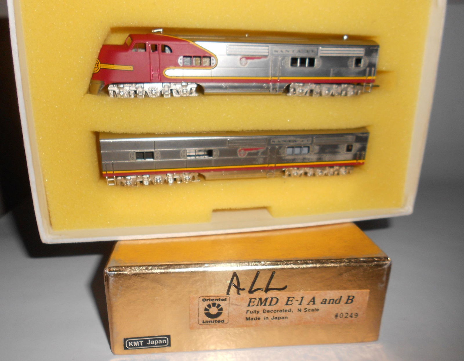 N Scale Brass - Oriental Santa Fe E-1 A&B Factory Paint (1 of 7)