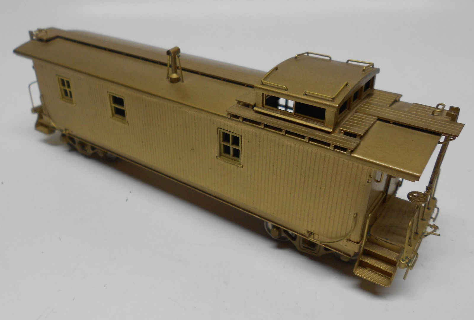 HO Brass - Overland NYC Caboose #20100 (1 of 5)
