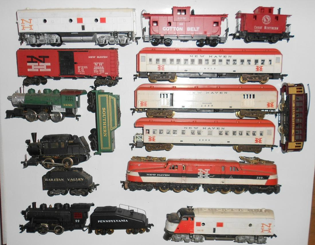 HO Scale - Penn Line, New One Locos & Cars (1 of 3)