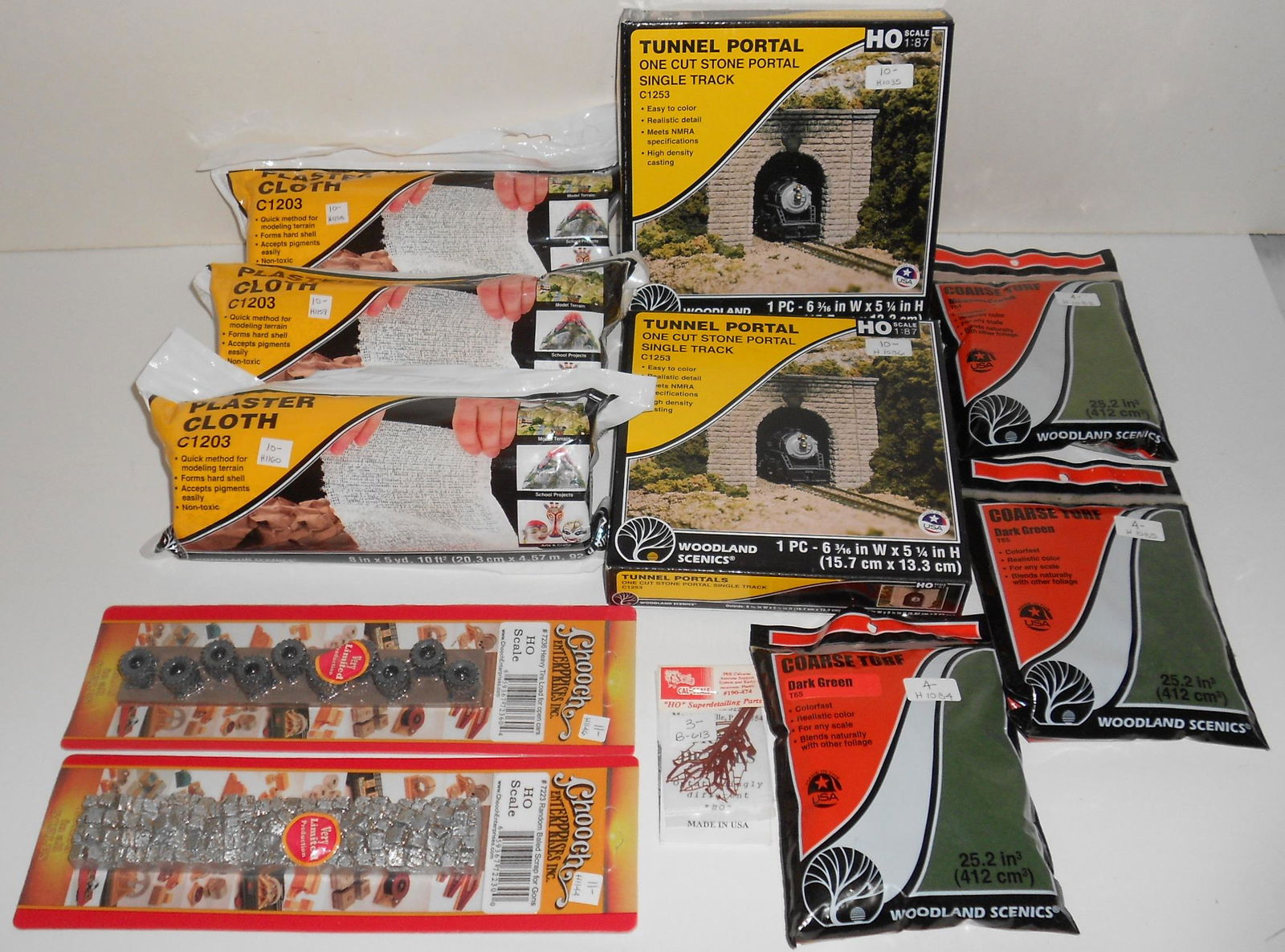 Scenic Accessories, HO focus Woodland Scenics (1 of 3)