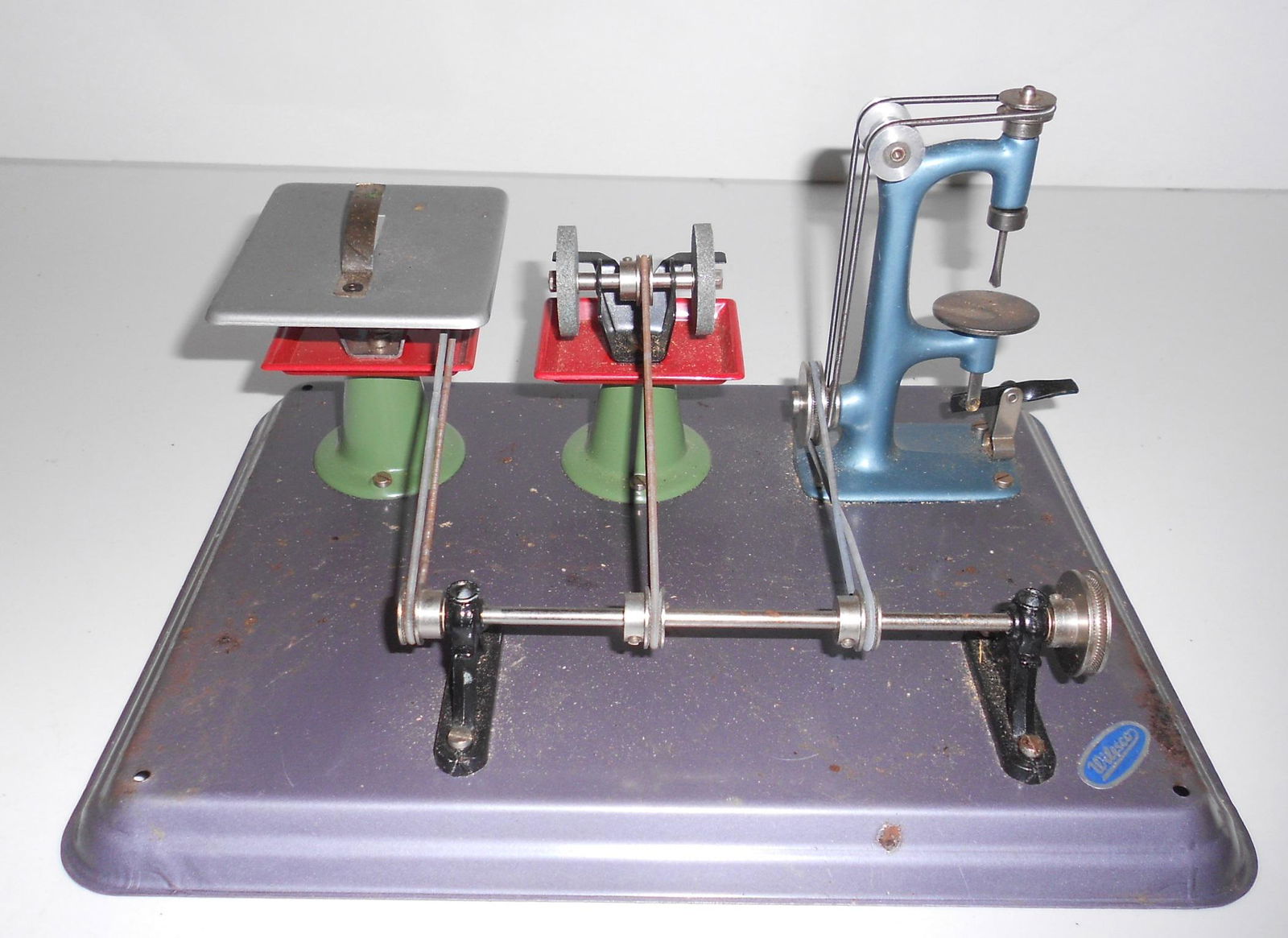 Wilesco Steam Toy - M56 3 Piece Machine Shop (1 of 5)