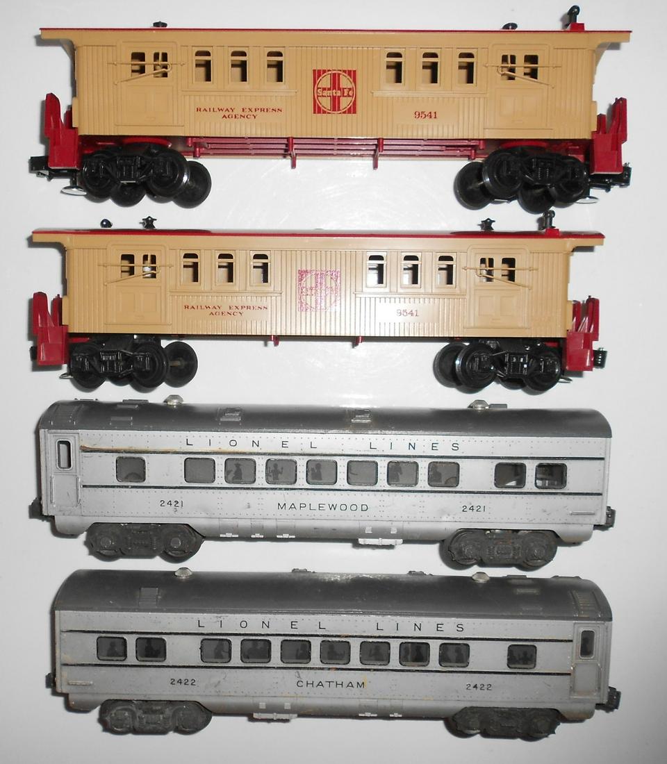 Lionel 4 Passenger Cars 2 Plastic, 2 Metal (1 of 4)