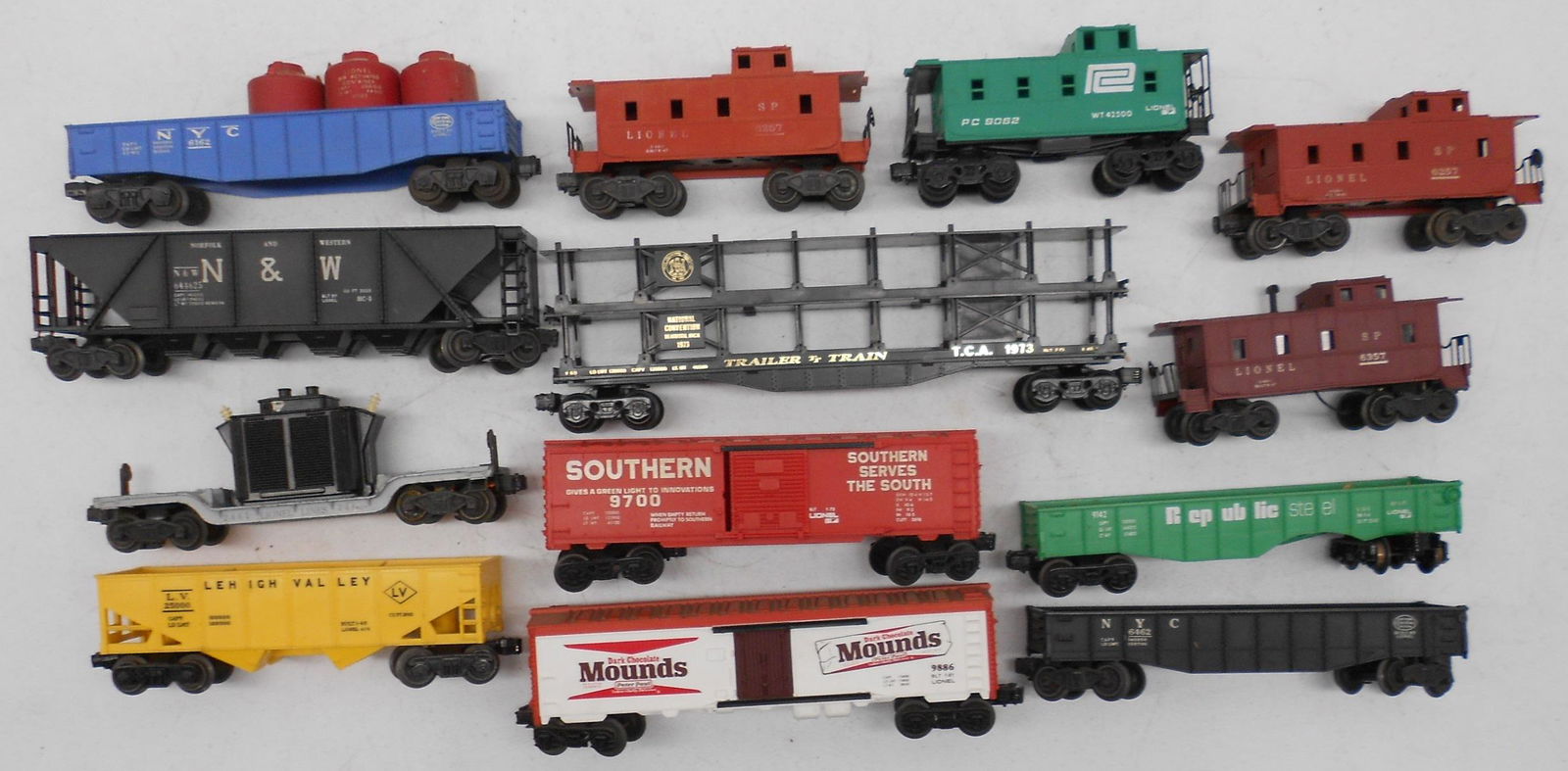 Lionel 027 Cars (15) Gons, Cabooses, Auto Carrier (1 of 1)