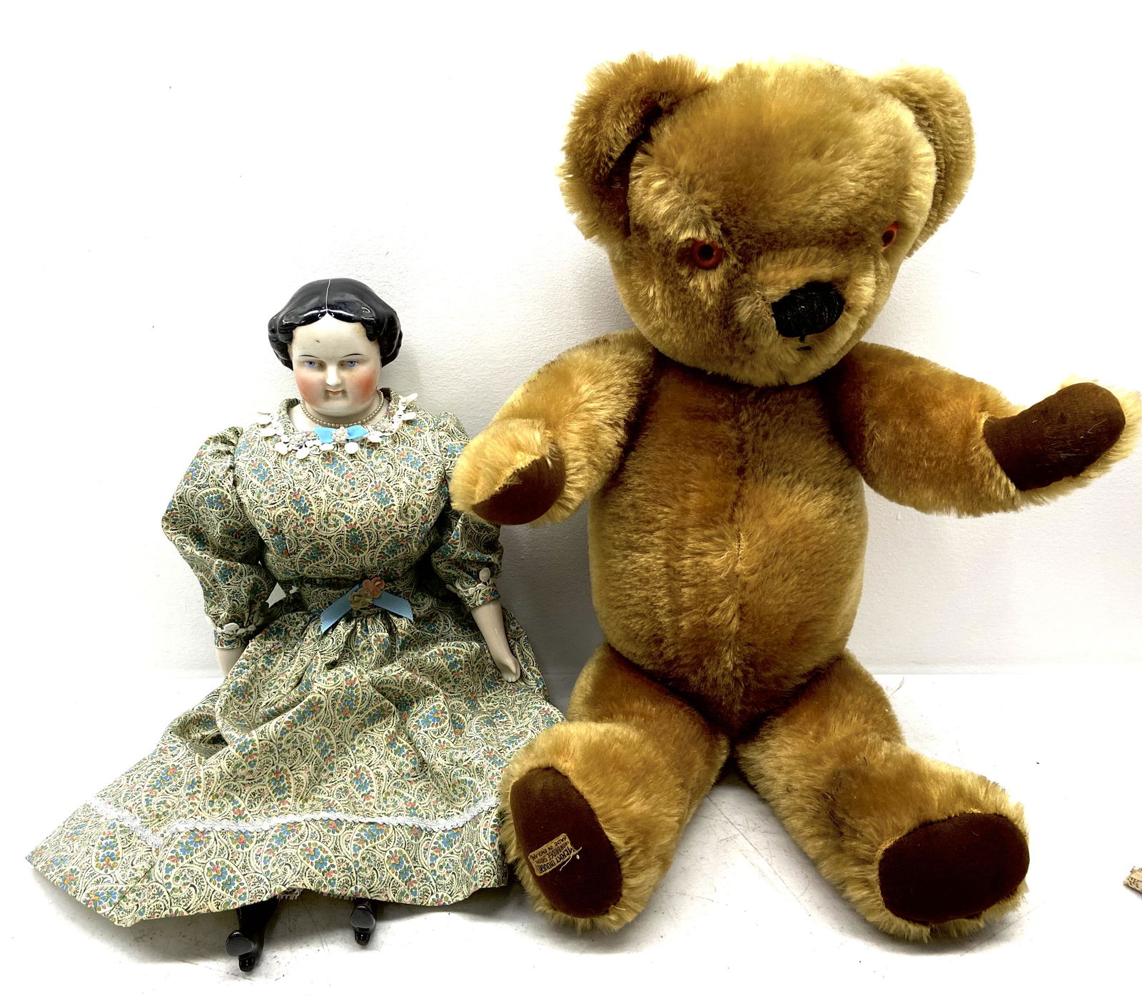 Teddy Bear and Doll (1 of 6)