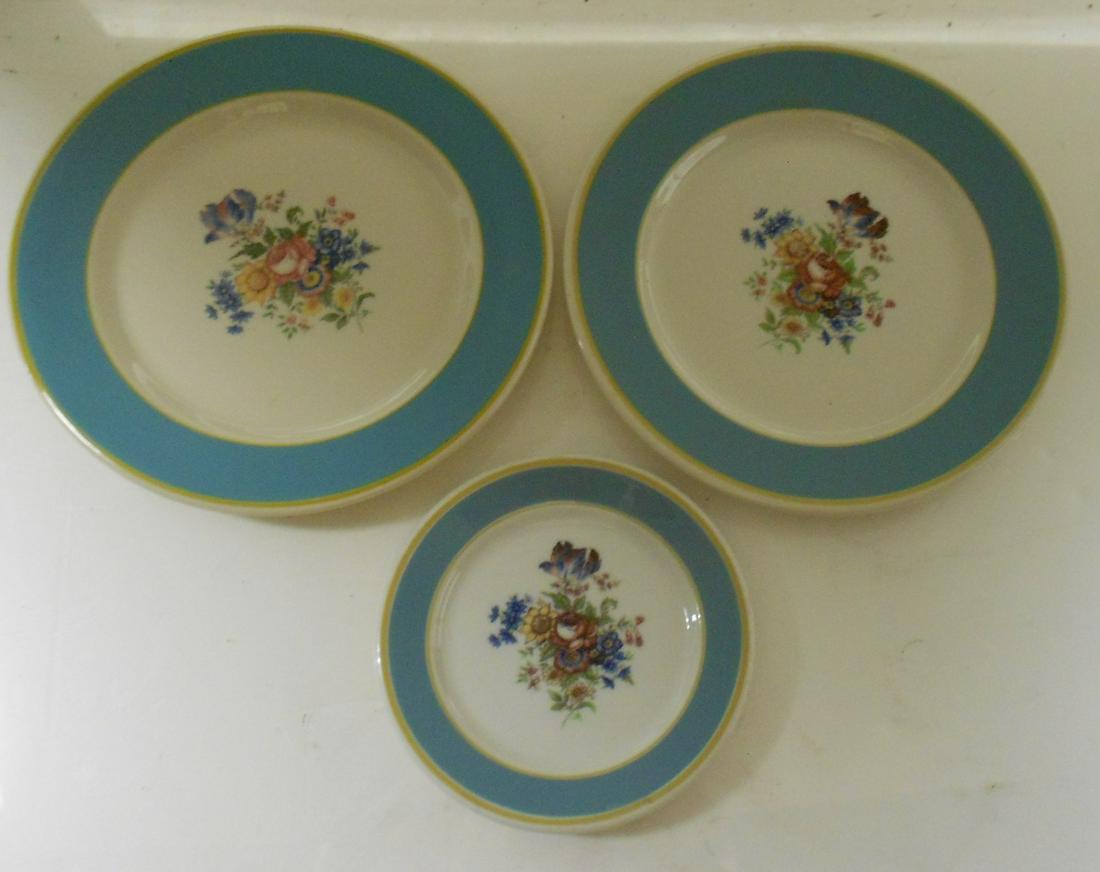 Seaboard "Orange Blossom Special" China (3): A group of 3 china plates from the Seaboard Air Line Railroad in their "Orange Blossom Special" pattern. Included are: (1) Sterling 8 1/4" (2) Syracuse 8 1/4" (3) Syracuse 5 1/2". All are Very Good. N