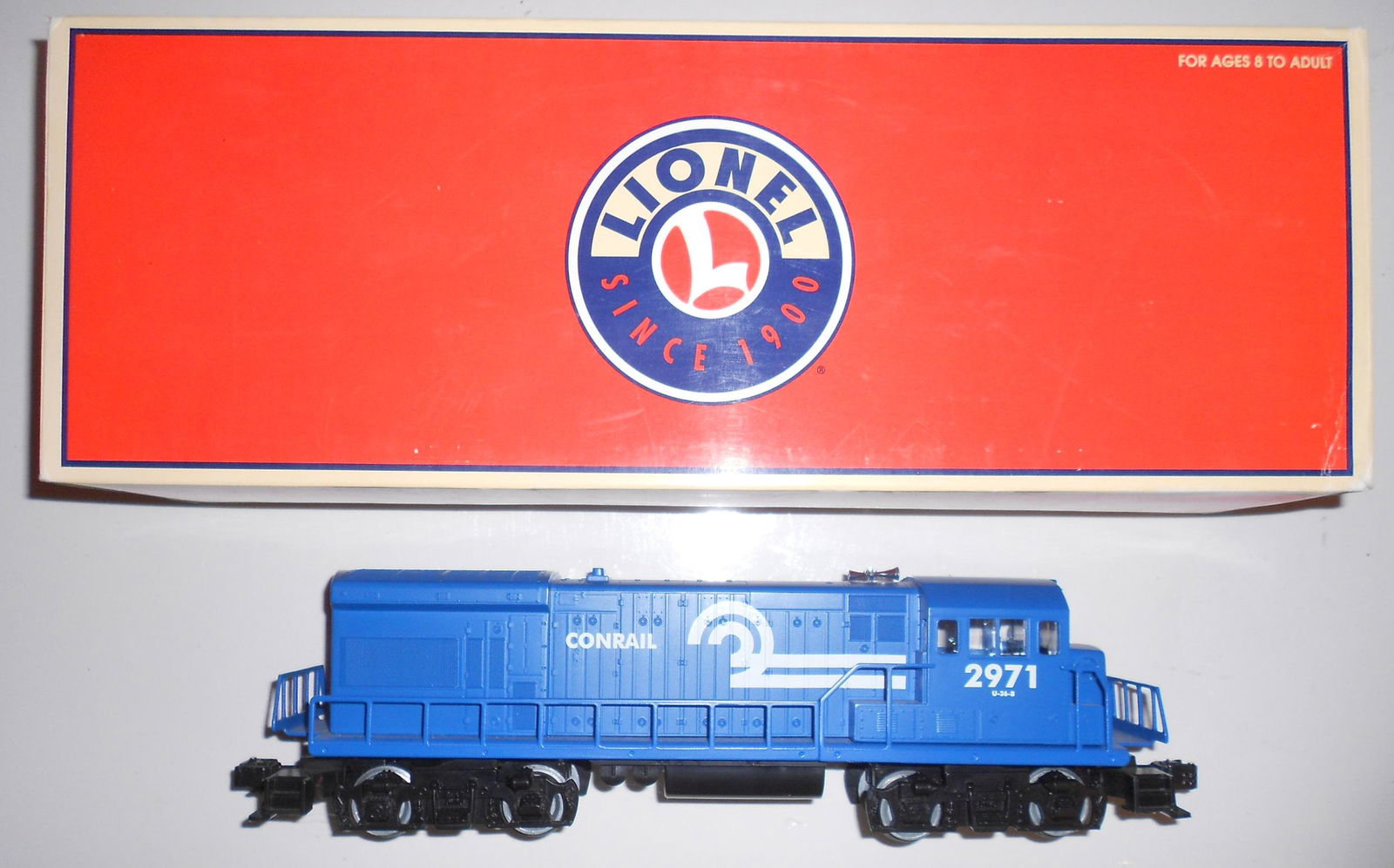 Lionel Conrail U36-B Locomotive 28831 (1 of 4)