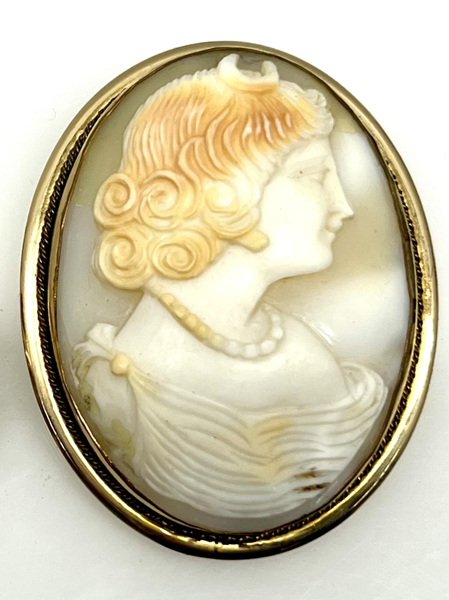 Vintage & Antique Brooches for Sale Page 16