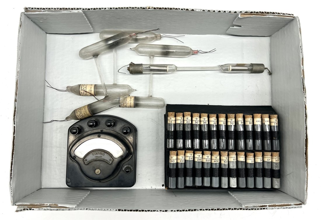 Scientific Vacuum Tubes Etc (1 of 3)