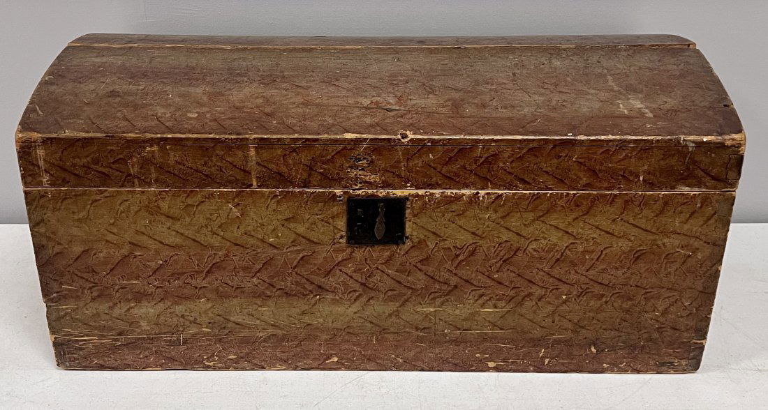 Decorated Domed box (1 of 3)