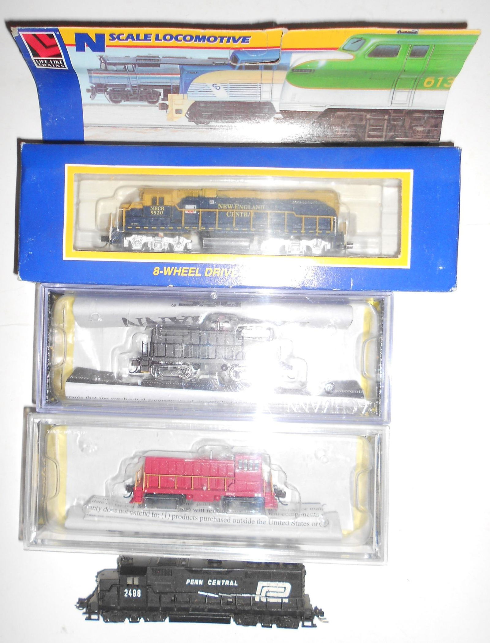 N Scale 4 Diesel Locomotives - 2 are DCC (1 of 3)