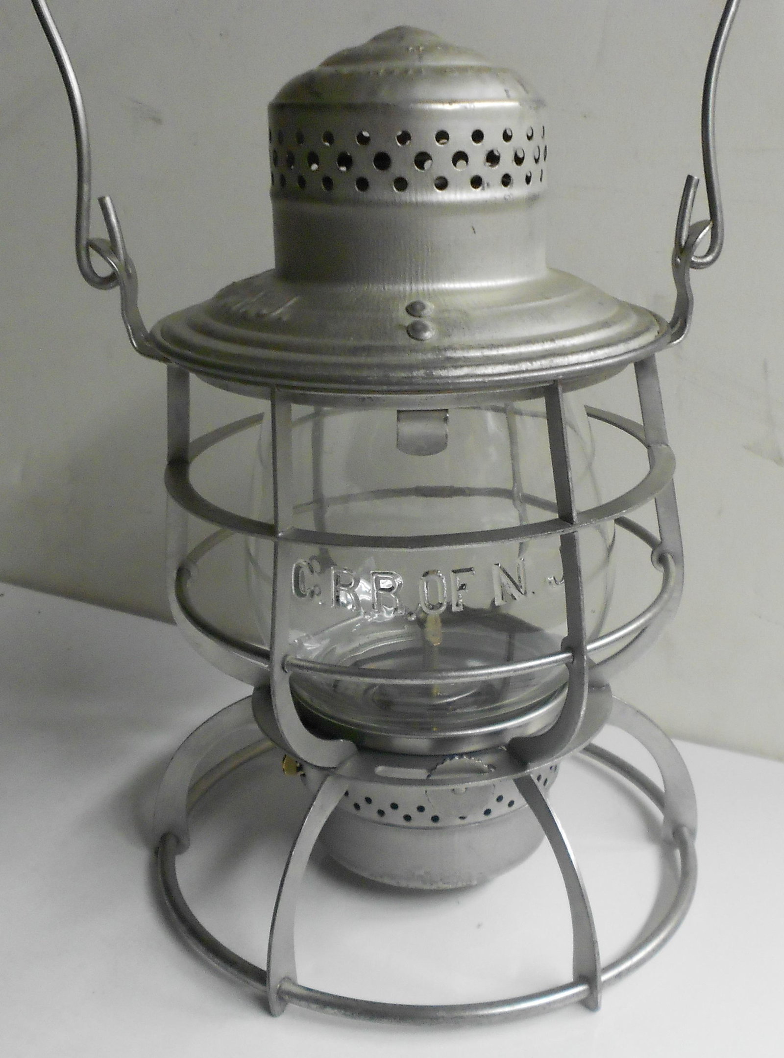 Central Railroad of New Jersey Armspear Lantern CC Globe (1 of 4)