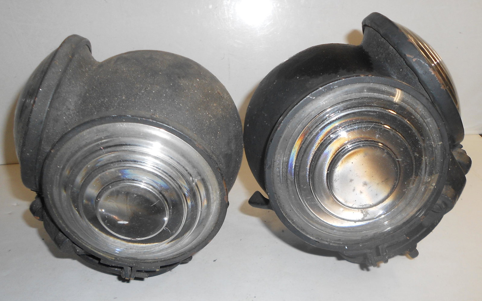 Pair of Diesel Classification Lamps (Cent Vermont?): From one of our Vermont consignors is this pair of smaller classification lamps that were built with electrification in mind. They have a single "flip" of what would have been green flat lenses that a