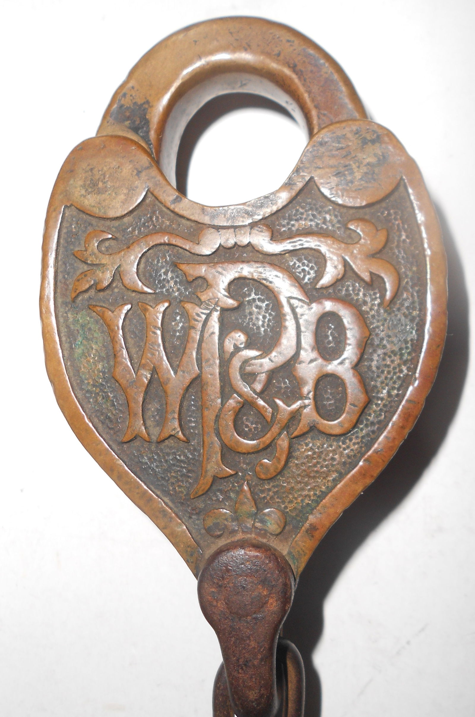 PW&B Railroad Brass Fancy Back Cast Lock & Del Div Steel Key: A Philadelphia Wilmington & Baltimore fancy back cast lock made by S&M Man. The lock has a nice dark patina. Both the lock and key have Del Div for Delaware Division. The key marking is faint and the