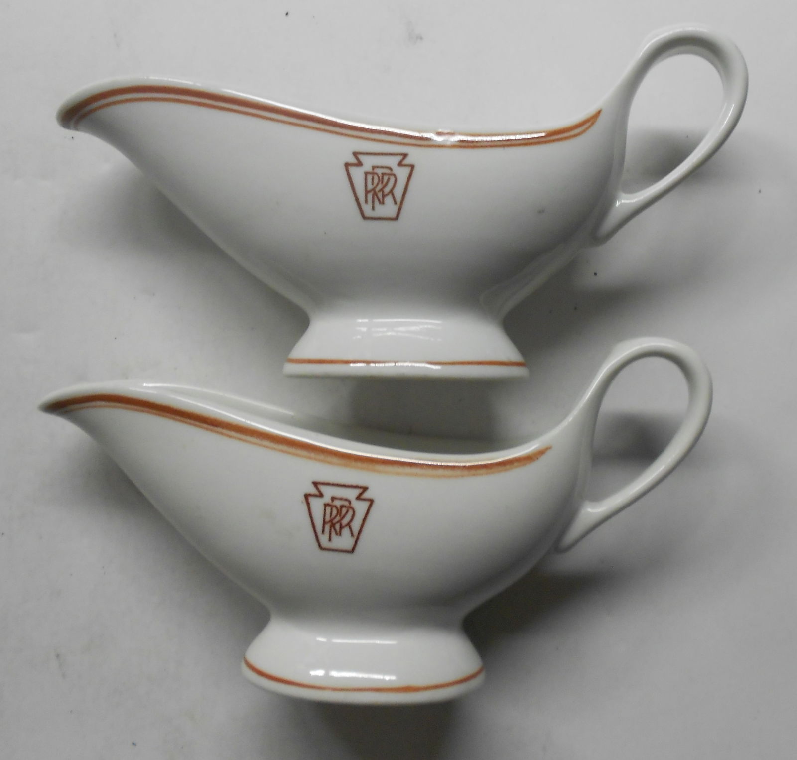 Pennsylvania Railroad "Keystone" Pattern China Gravy Boats - Warwick (1 of 4)