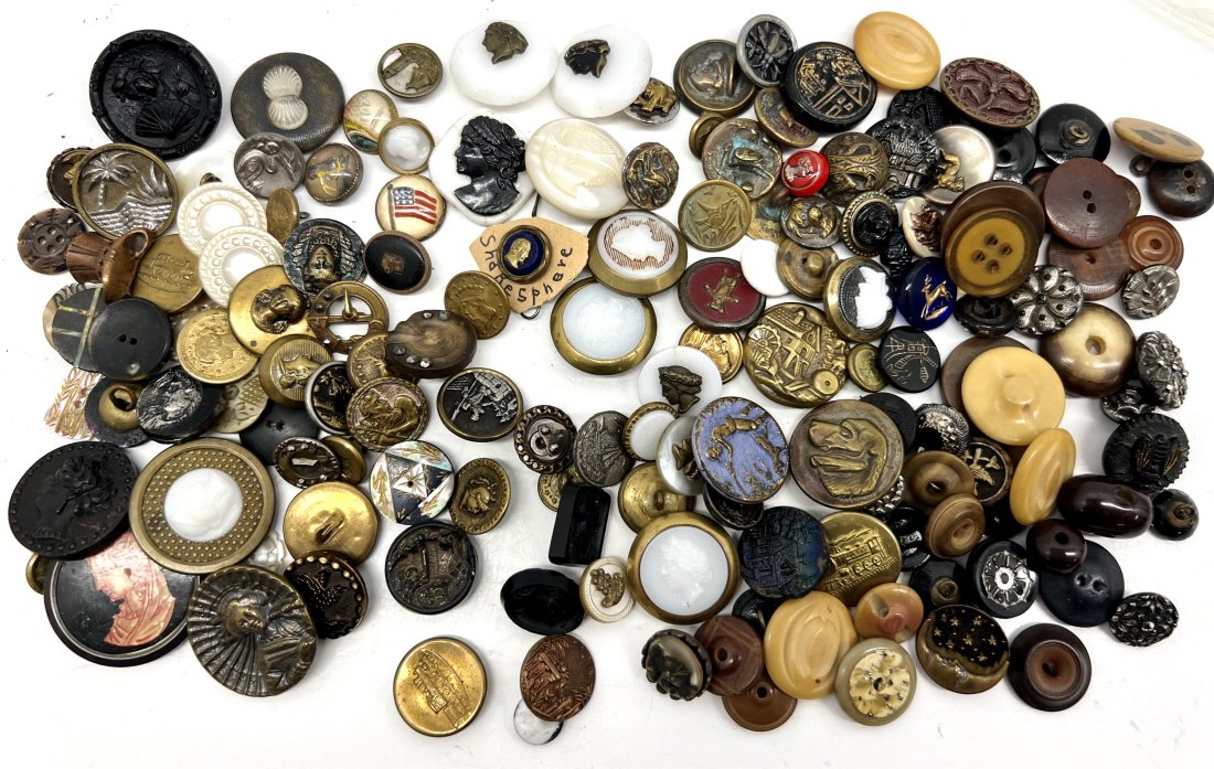 Nice Group of Antique Buttons (1 of 2)
