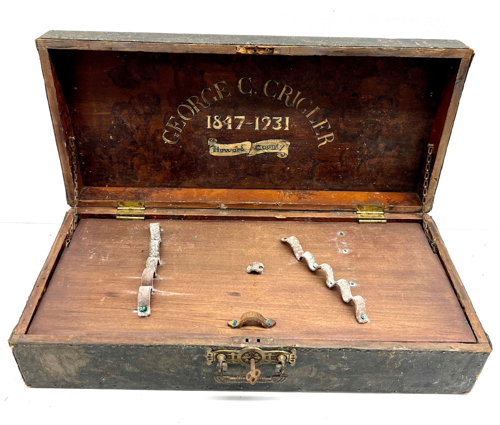 George Crigler Leather Workers Chest (1 of 6)