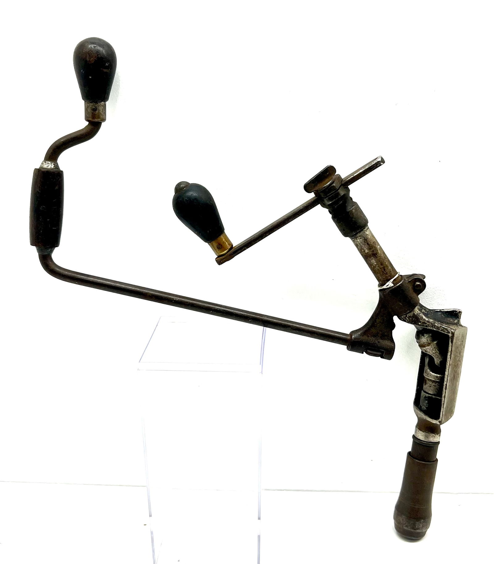 McClellan Patent Corner Brace (1 of 3)