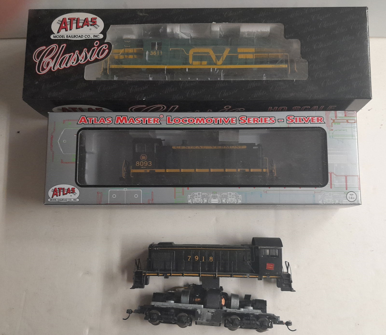 HO Scale 3 Central Vermont Diesel Locomotives (1 of 2)
