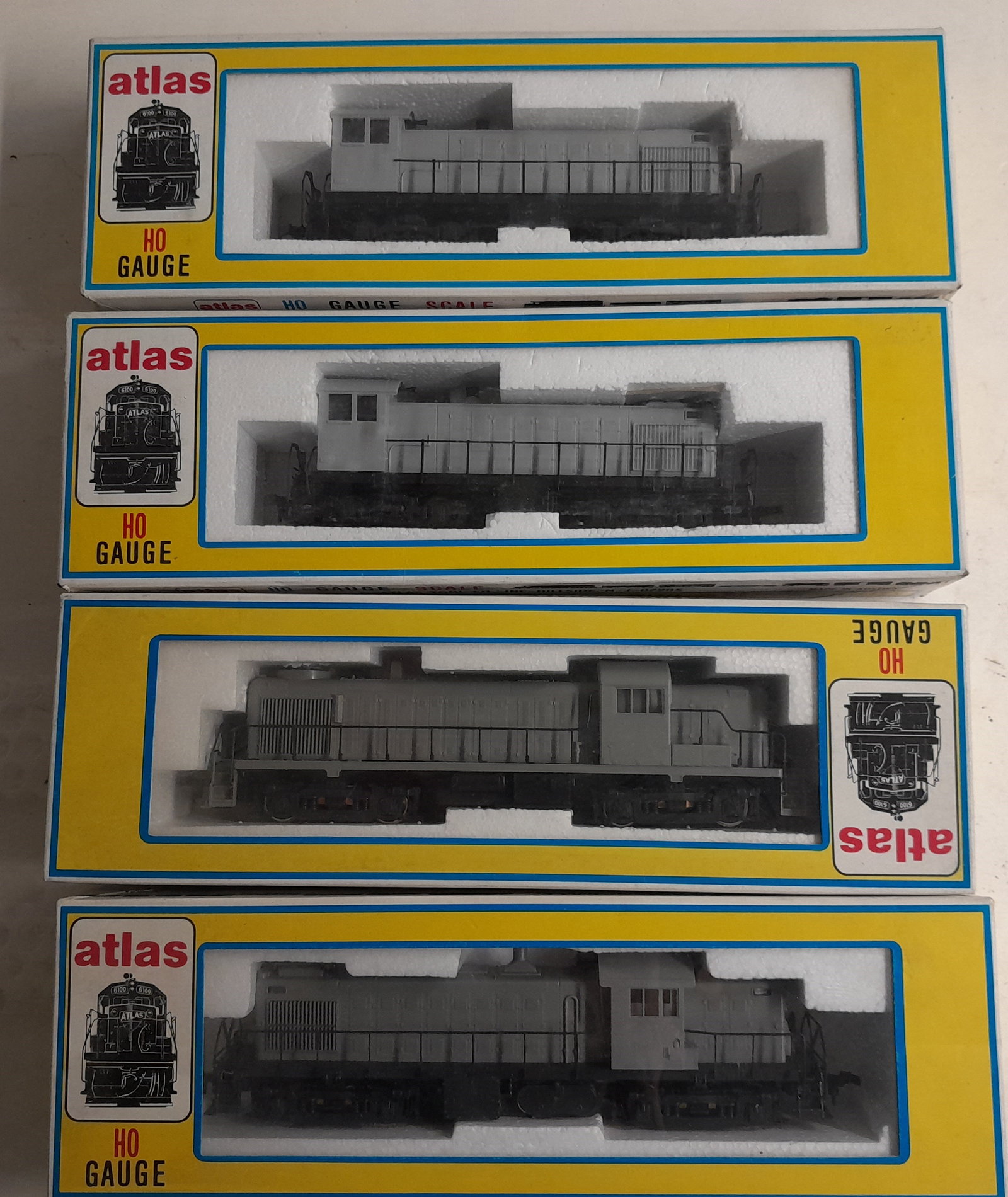 HO Scale 4 Atlas Classic Diesels - 2 Austria, 2 Japan (1 of 2)