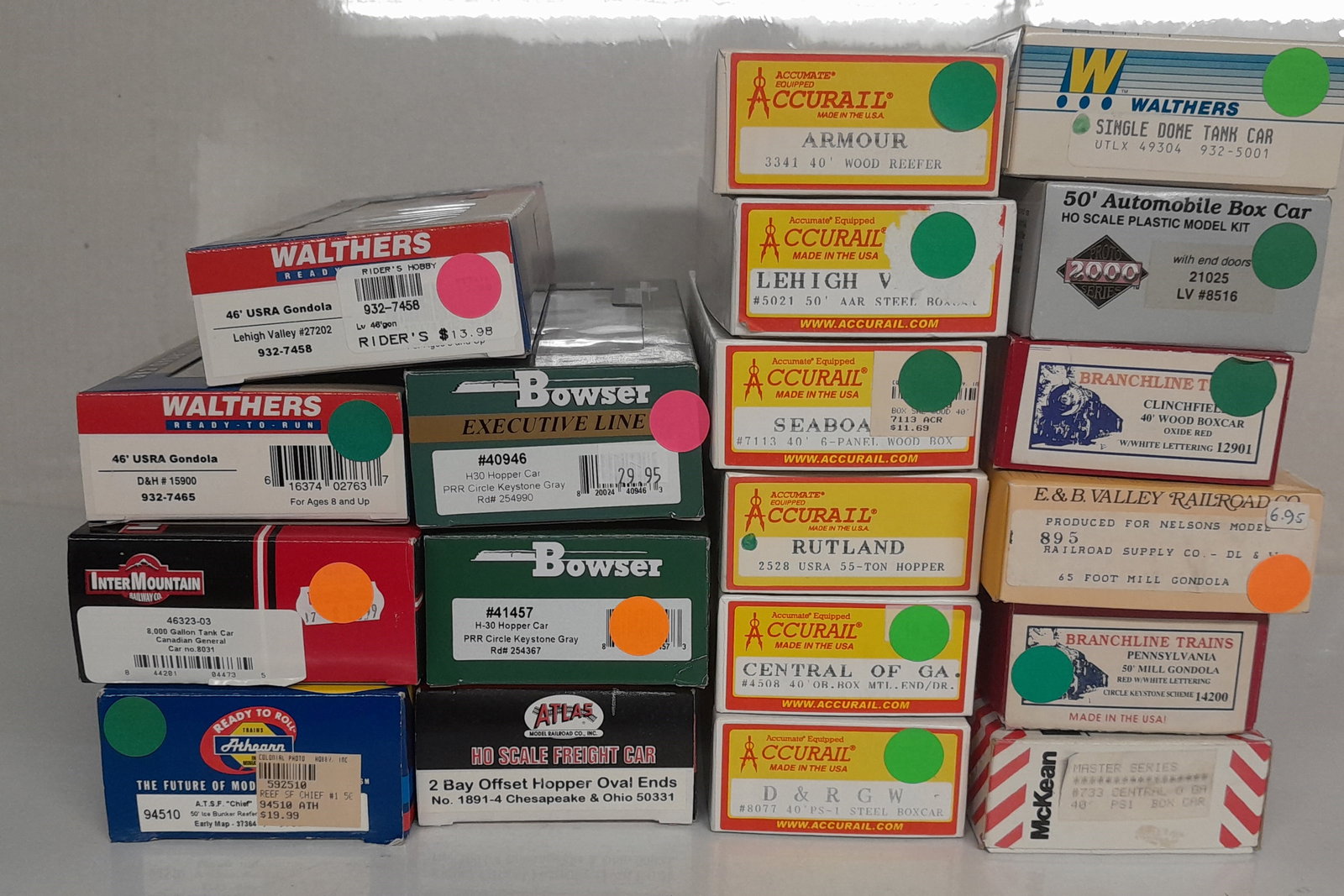 HO Scale Quality RTR & Built Kits (19) (1 of 2)