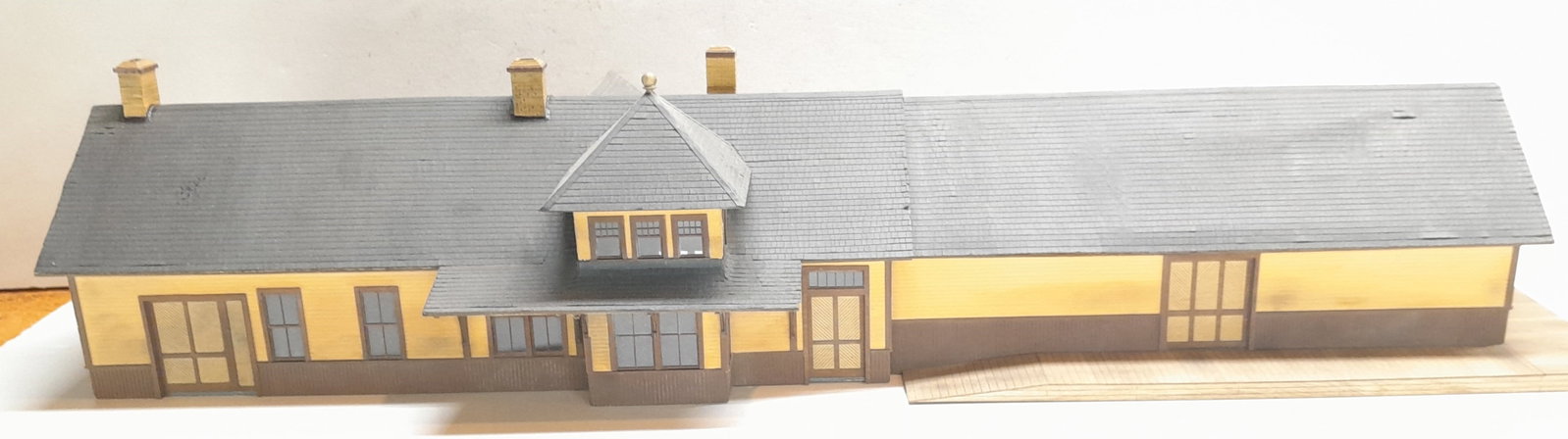 S Scale Telluride Depot - 23.5" long - great build: S scale model of the Telluride, Colorado depot. It measures about 23 1/2" long and is about 9-10" wide depending on how you account for the bay window/dormer. Great detail. Built by a master craftsman