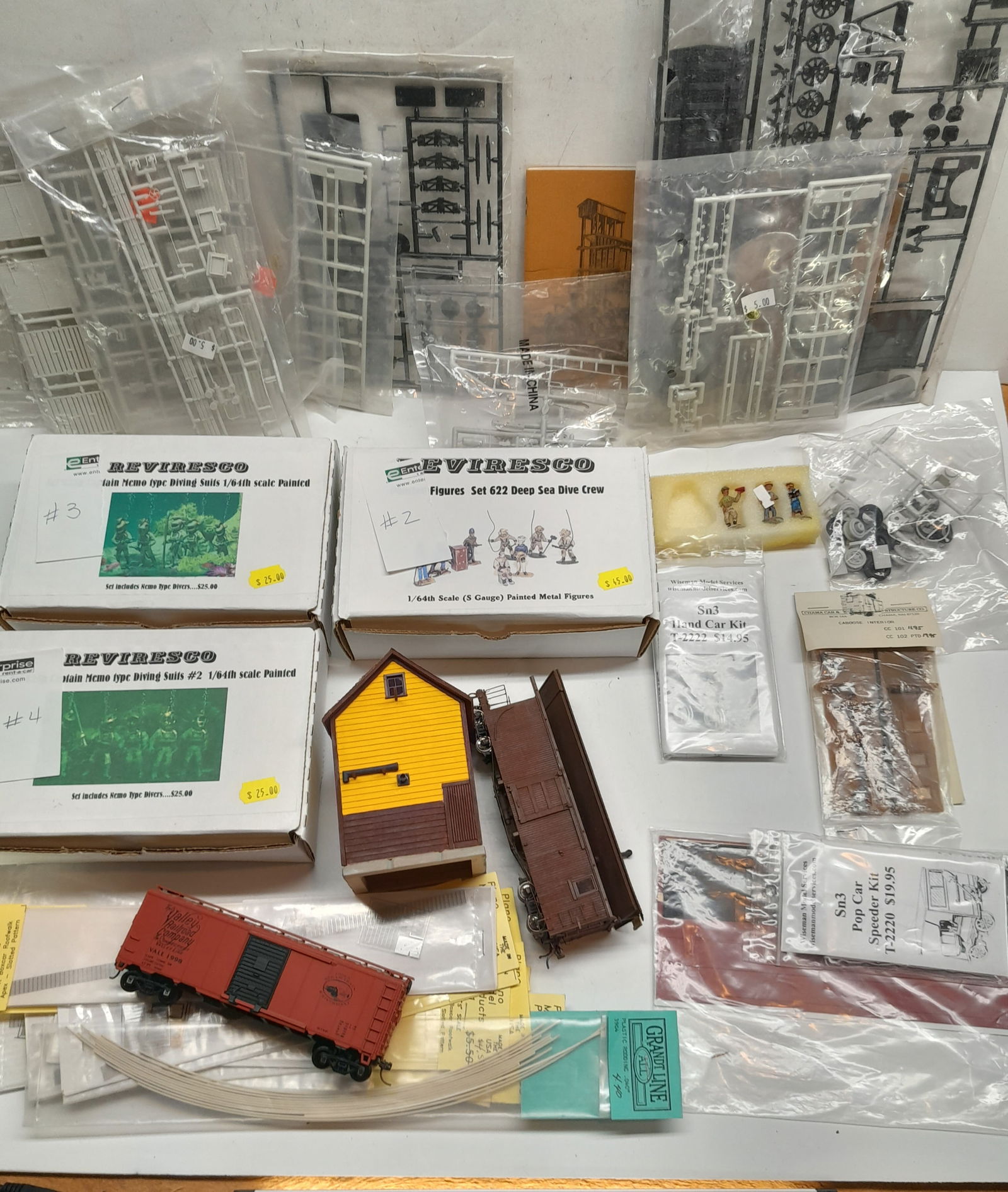 S & other scales Kitchen Sink of figures, Catalogs, PBL box, etc. (1 of 3)