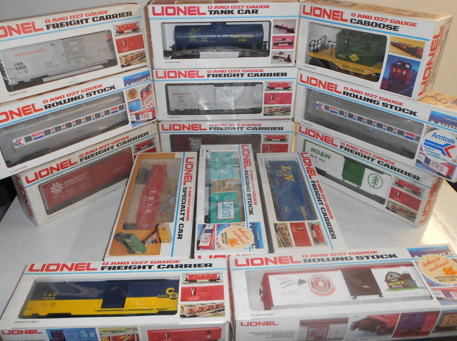 Lionel O Gauge Boxed Freight Cars (14) (1 of 2)