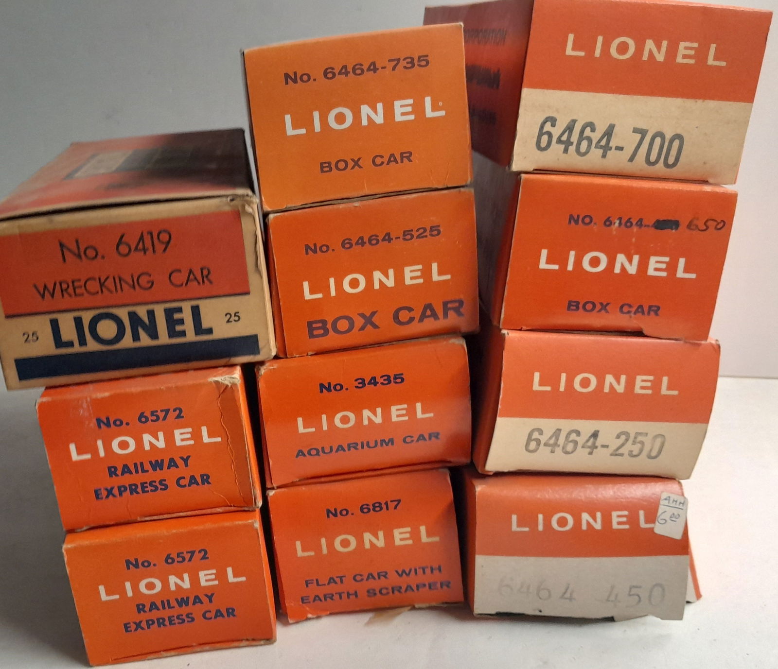 Lionel Older O Gauge Boxed Freight Cars (11) (1 of 3)