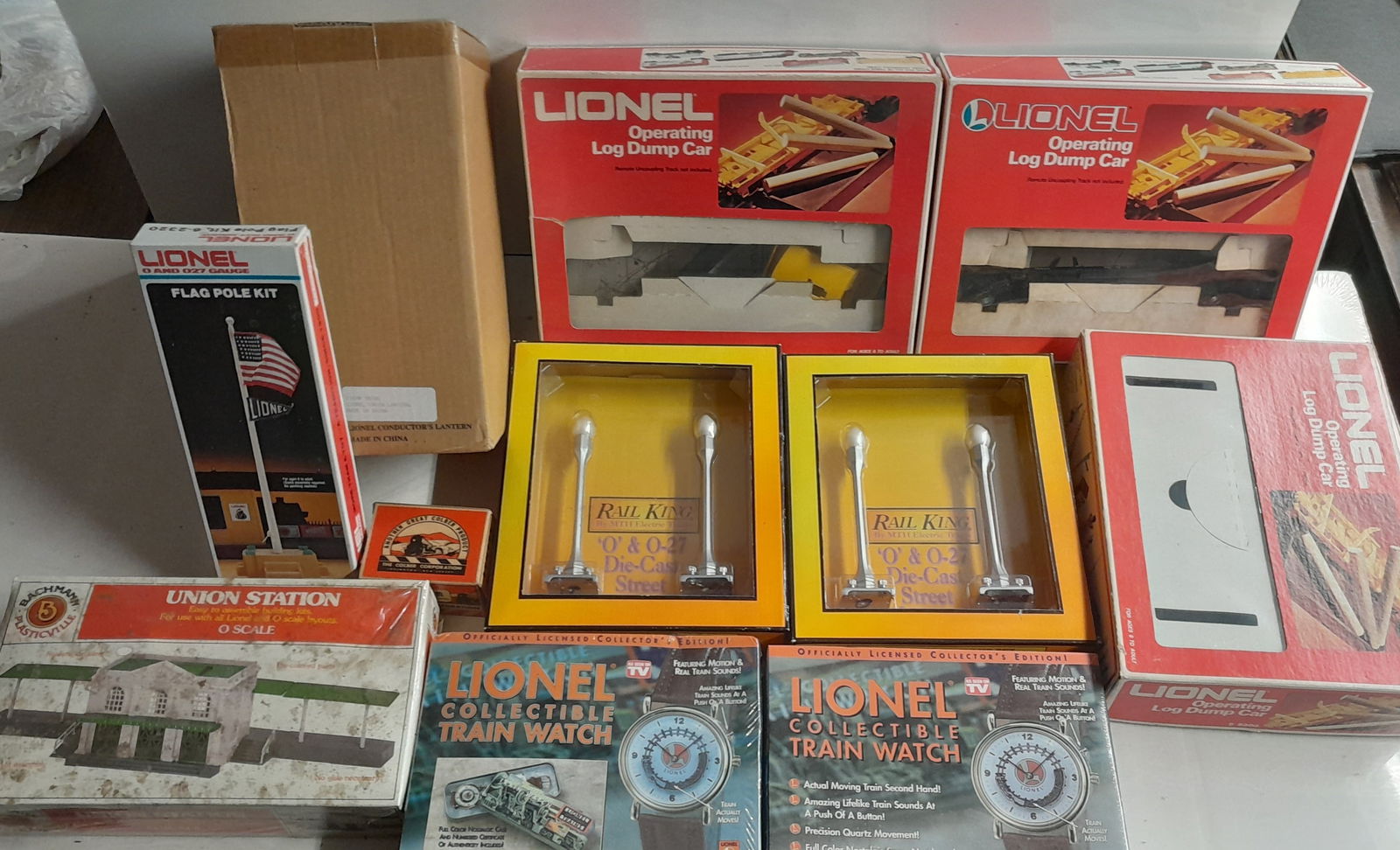 O27 Gauge Accessories / Kits, Lionel Lantern (1 of 4)