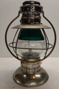 Kelly & Co 2 Color Presentation Lantern "Trump"