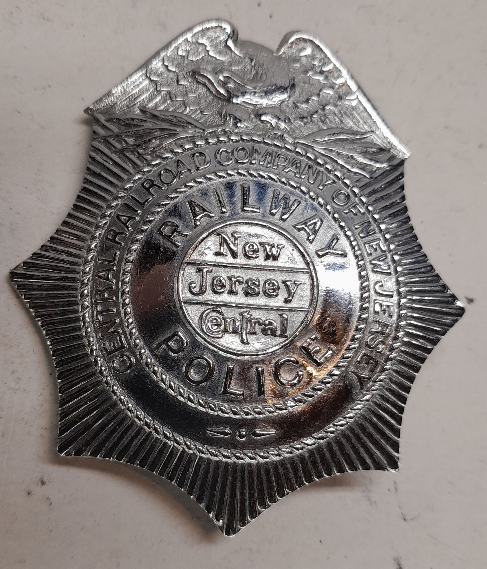 Central Railroad of New Jersey Police Badge #286 Clover (1 of 3)