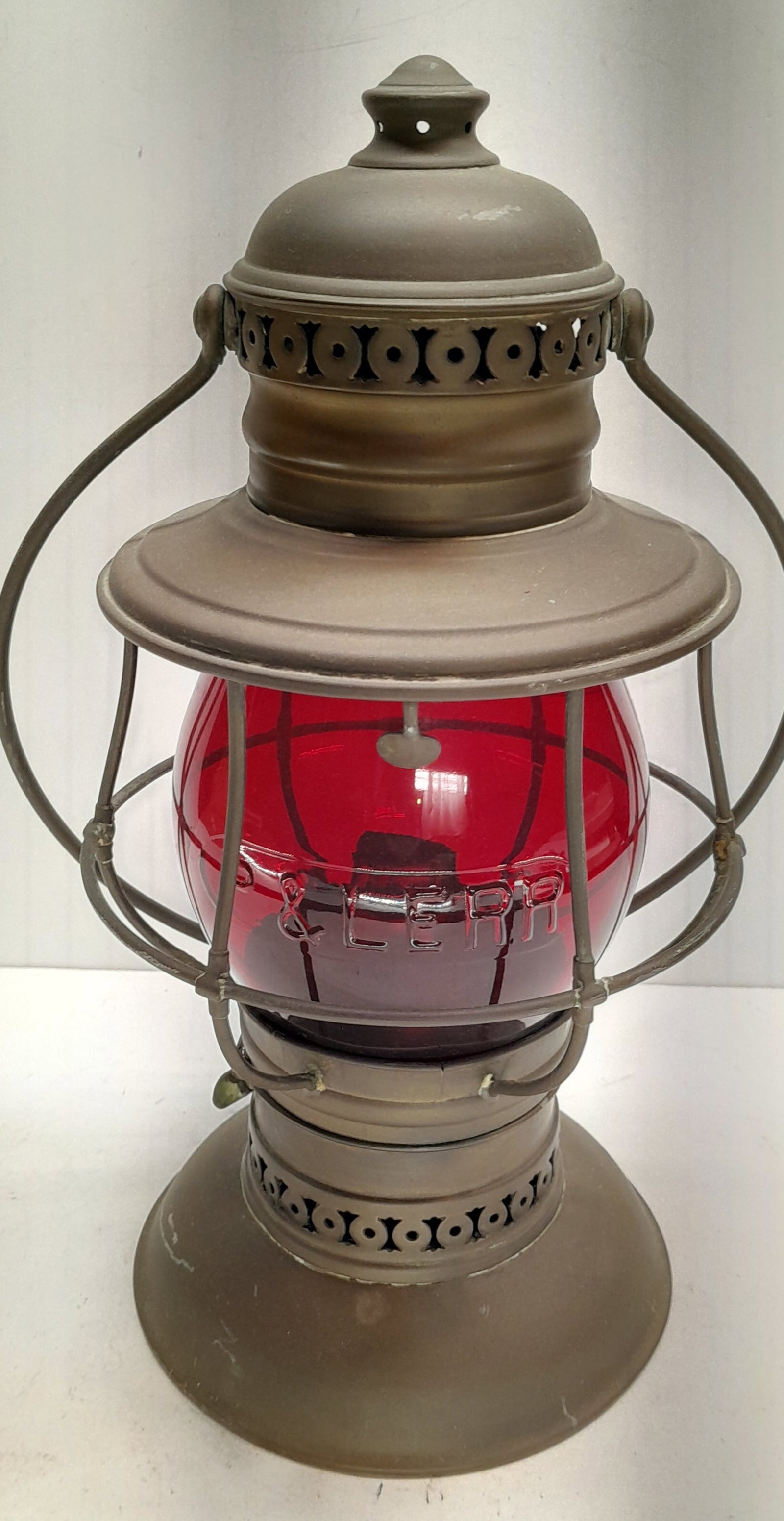C. T. Ham Mfg. #39 Brass Lantern - Red Cast P&LE RR (1 of 5)