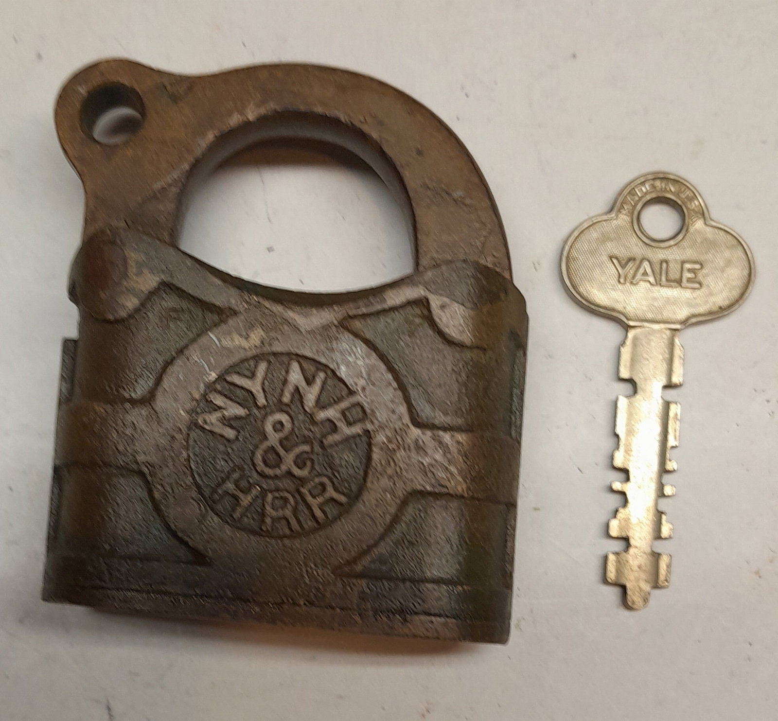 New Haven Yale Brass Telegraph Dept Lock & Key (1 of 3)