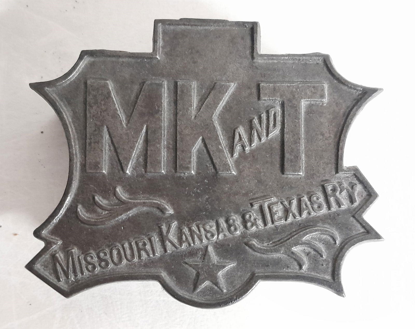 MKT Cast Iron Ashtray with operating lid (1 of 3)