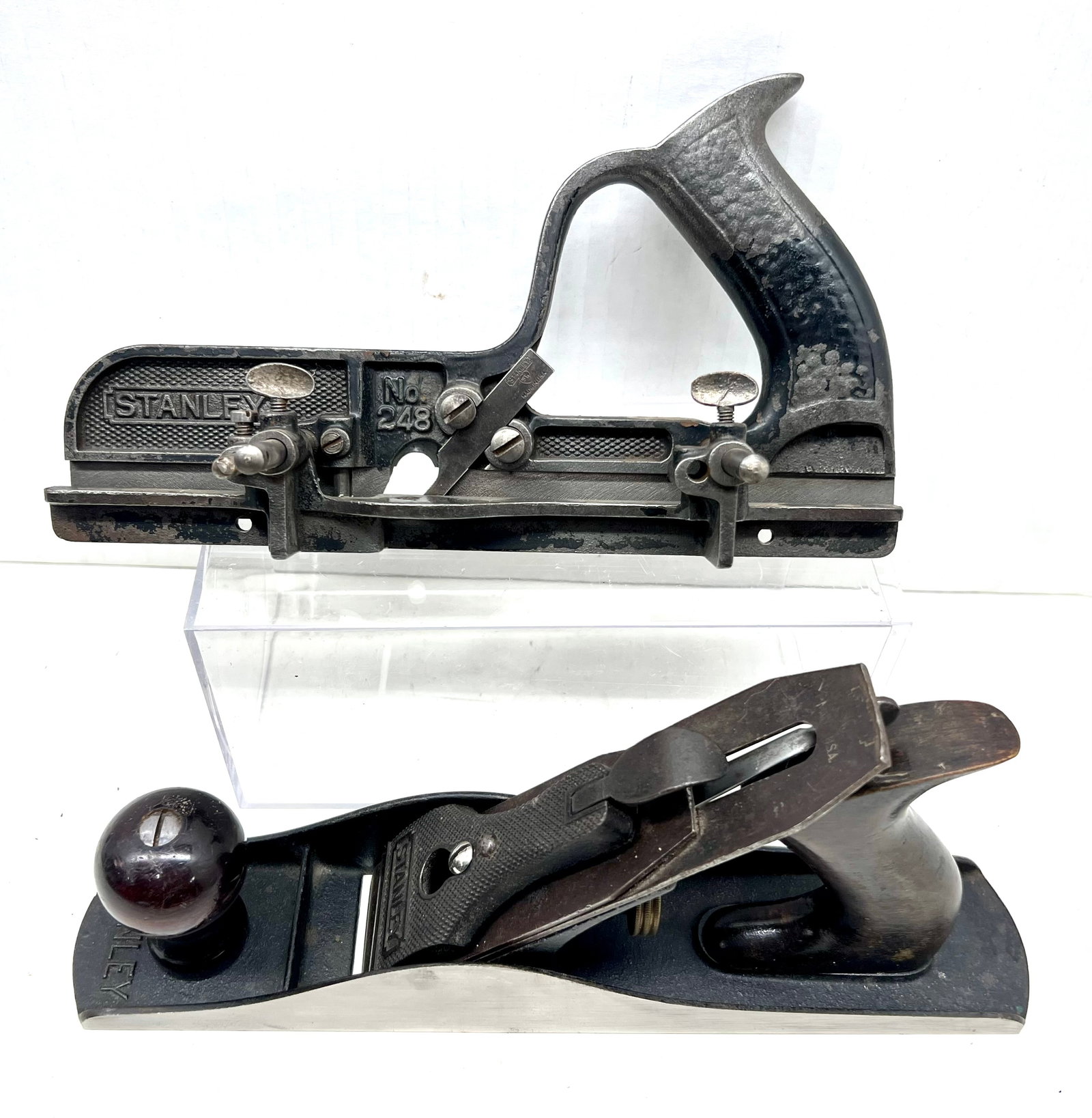 #248 grooving plane, and Four Square pattern junior jack plane. (1 of 3)