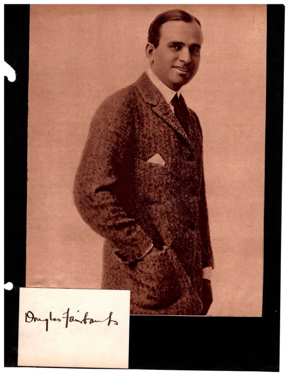 Douglas Fairbanks Autogr. (1 of 1)