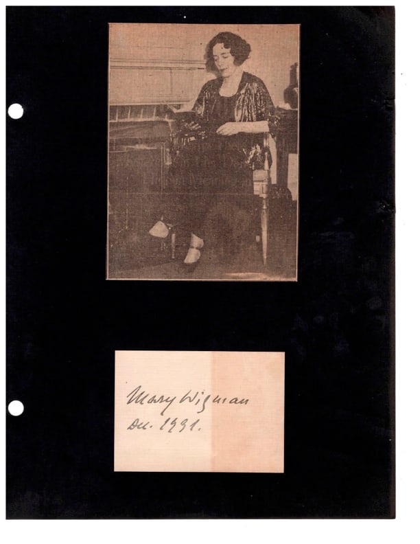 Autograph Mary Wigman (1 of 1)