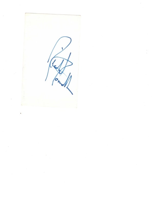 Autograph Minnie Ashley: Autograph Minnie Ashley. signed card. "Faithfully Yours Minnie Ashley". Actress, Author, Artist. wife of William Astor Ashley. 1880-1946