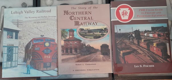 3 Good Books: LV, NCR, Pennsy Color Guide + 2 NCR Post Cards