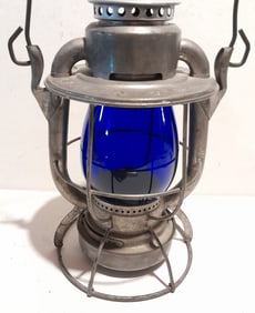 L&NE RR Dietz  Vesta Lantern with Serial Number & Blue Globe