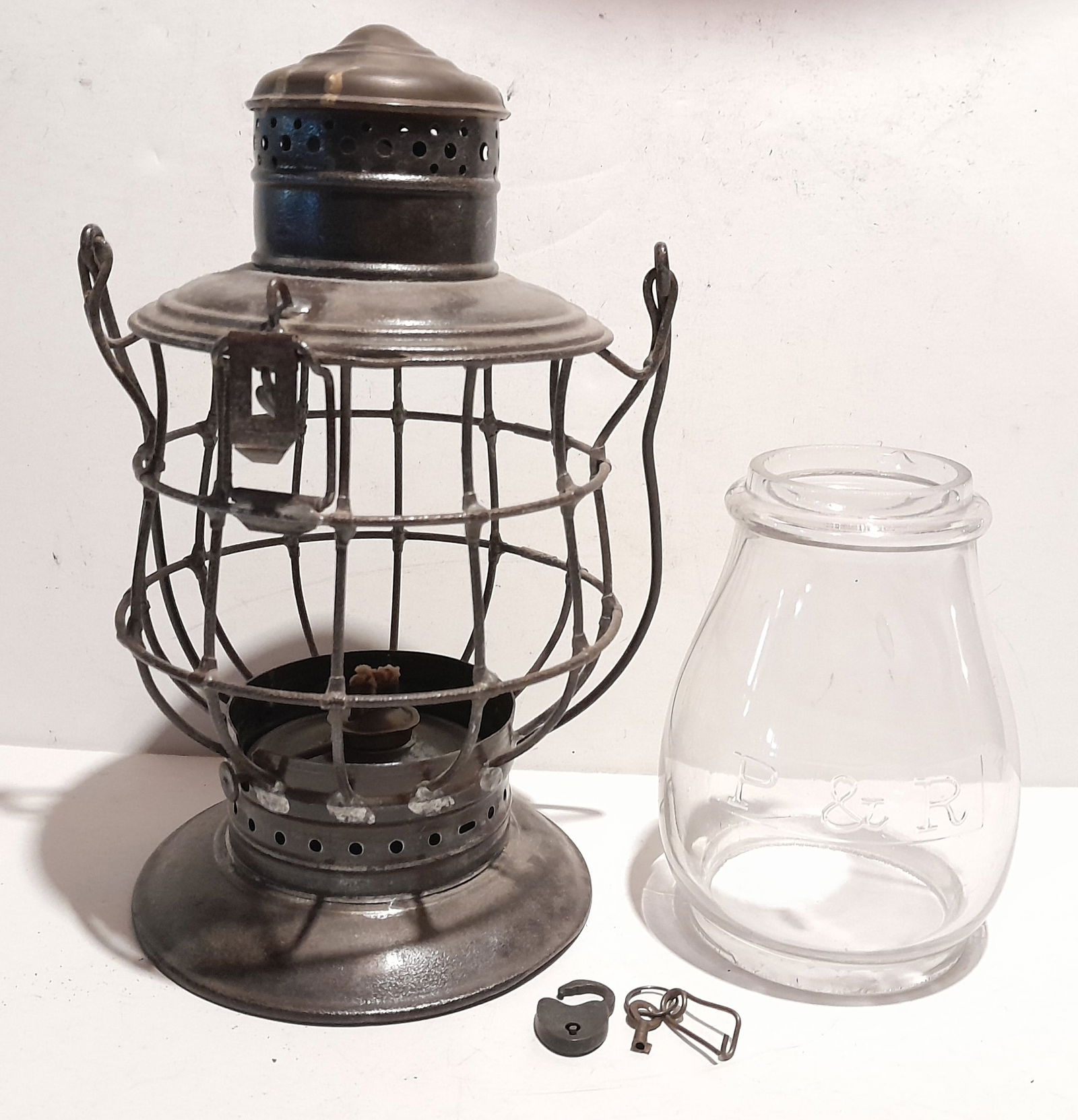 F. O. Dewey 12 Wire "Mill" Lantern with 6" P&R Clear Cast Globe (1 of 9)