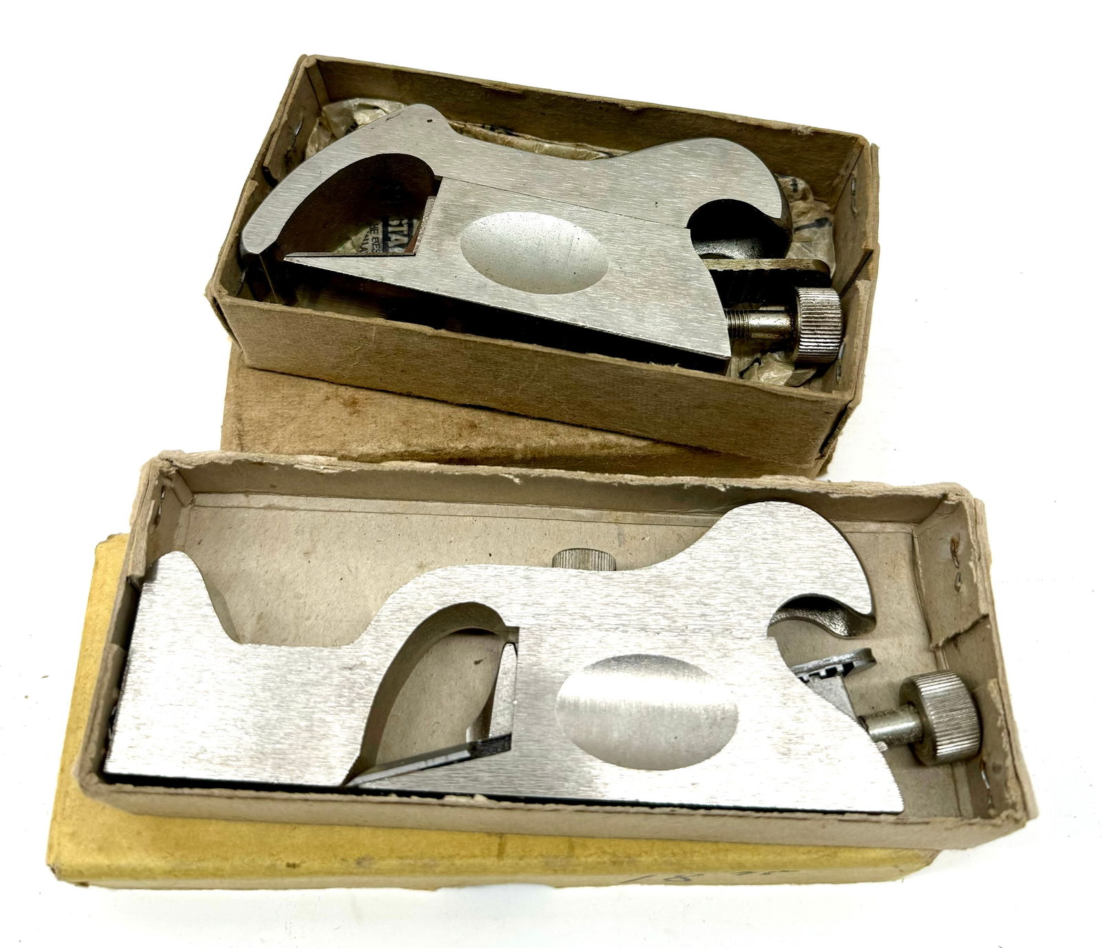 Pair of Stanley rabbet planes (1 of 2)